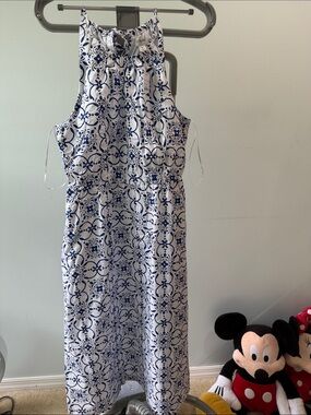 Brand new!!! J Crew size 6 White and Navy Tile-Print Halter Dress